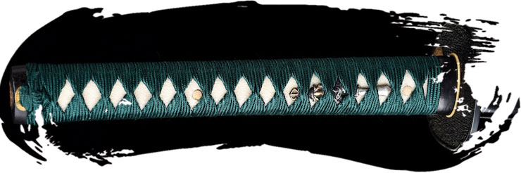 Tsuka de seda verde con hishigami tradicionales